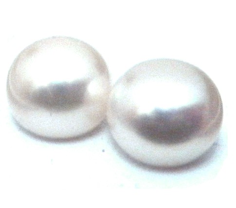 White 7-7.5mm Half Drilled Button Pairs